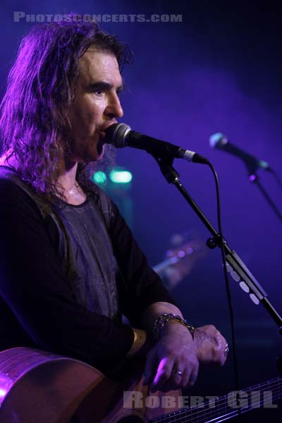 NEW MODEL ARMY - 2009-12-18 - PARIS - La Maroquinerie - 